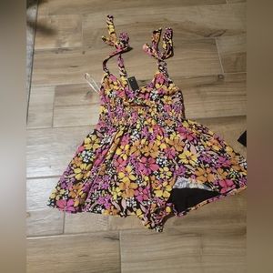 Summer ready Romper Lulu's size L